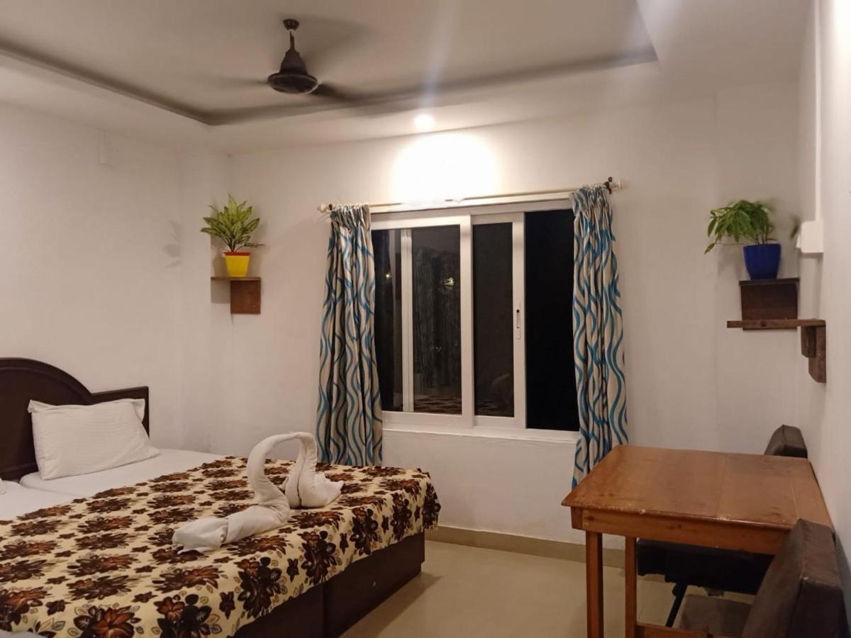 Vedha Ayurvedic Panchakarma Treatment Centre Hotel Alappuzha ภายนอก รูปภาพ
